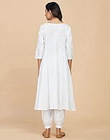 White Cotton Embroidered Slim Fit Long Kurta White Cotton Embroidered Slim Fit Long Kurta